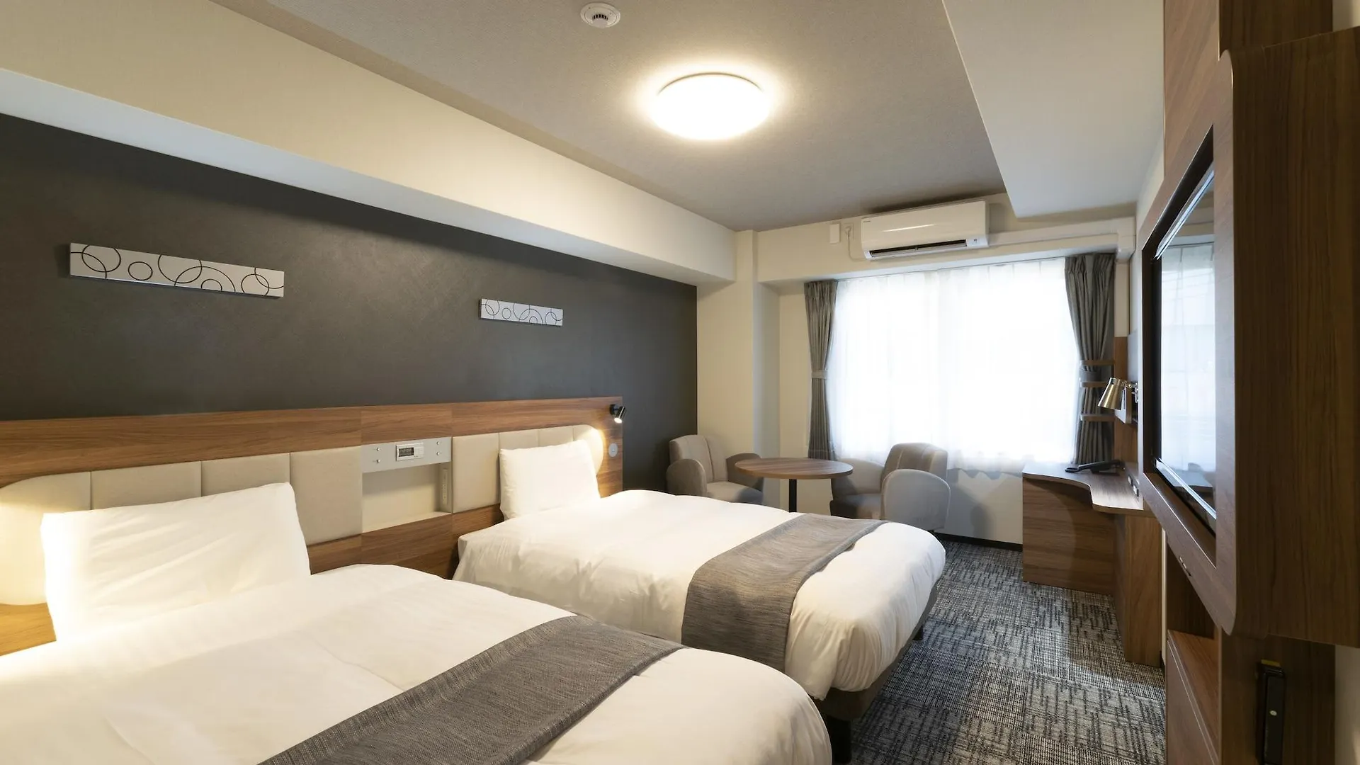 Comfort Hotel Shin-Osaka 3*, Osaka